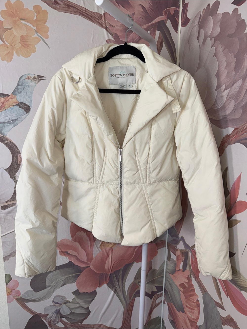 Boston Proper Off-White Quilted Puffer Jacket - Size 6